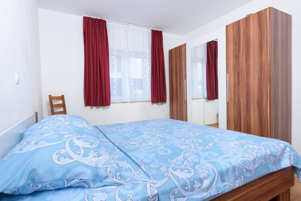 Apartment Drmic Kaštela Exteriör bild