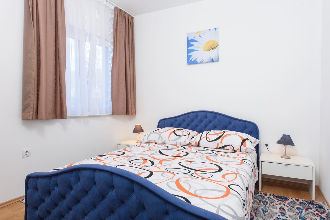 Apartment Drmic Kaštela Exteriör bild
