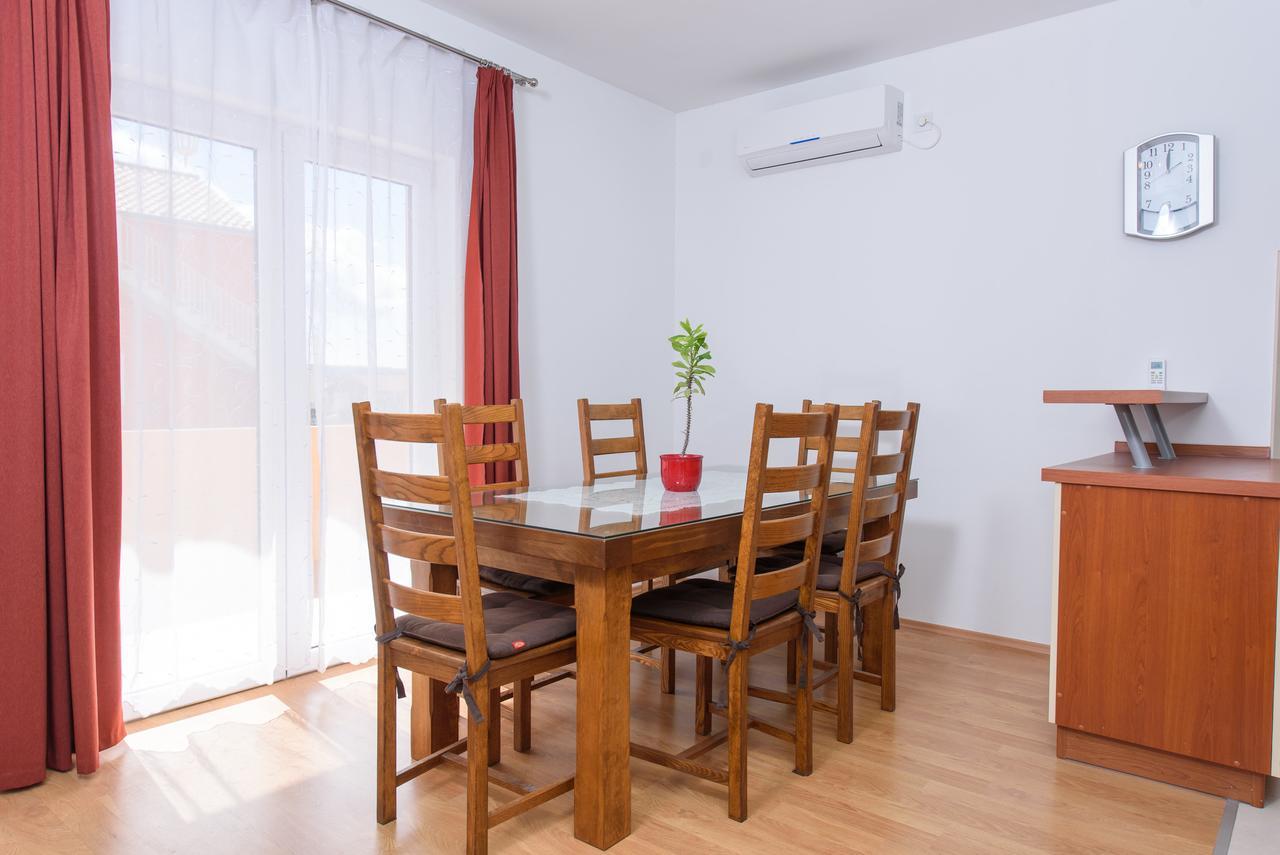 Apartment Drmic Kaštela Exteriör bild