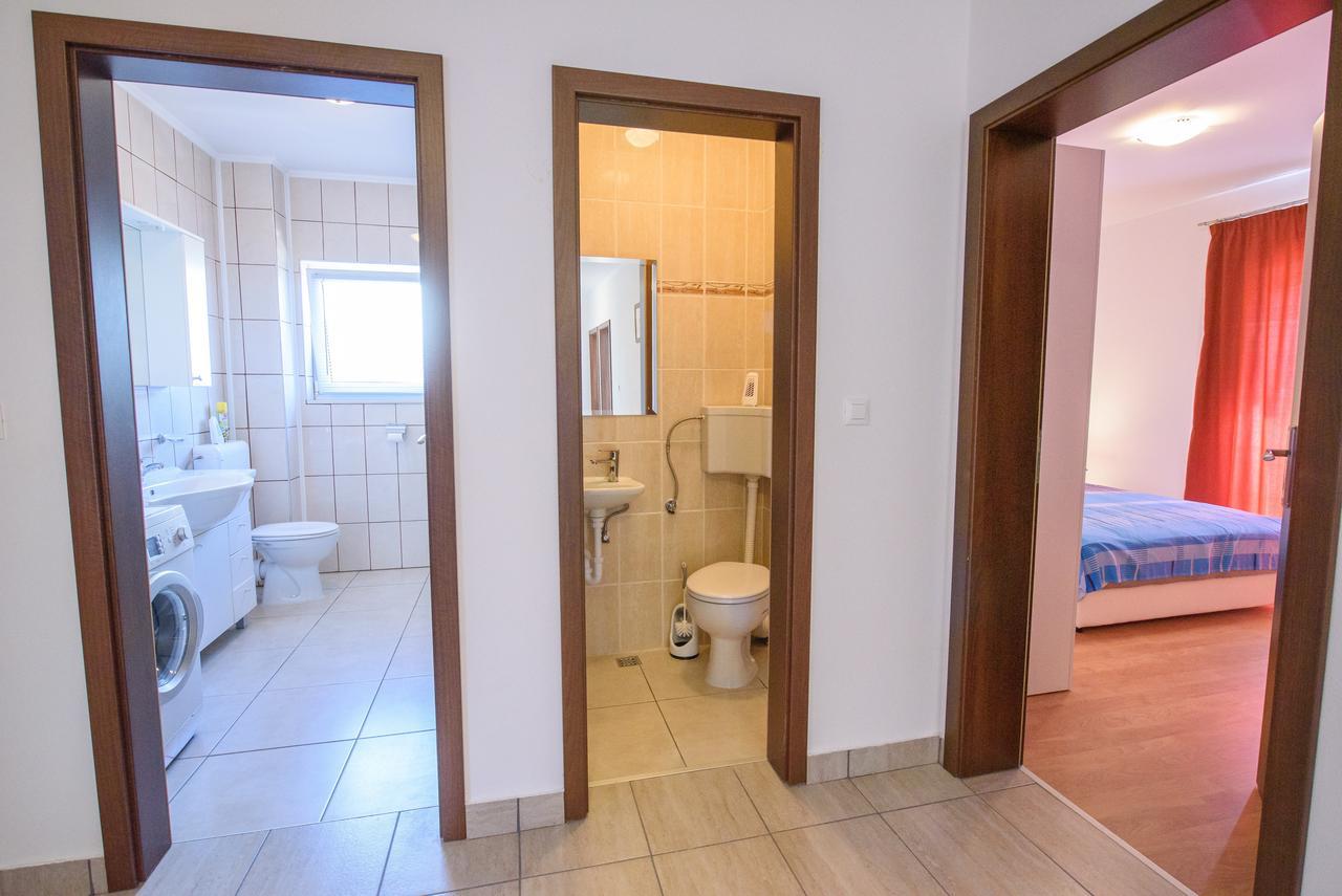 Apartment Drmic Kaštela Exteriör bild