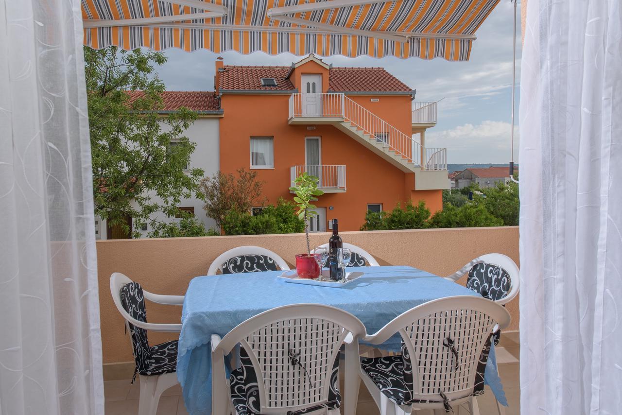 Apartment Drmic Kaštela Exteriör bild